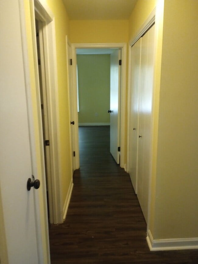 Building Photo - 8 Charterhouse Ct
