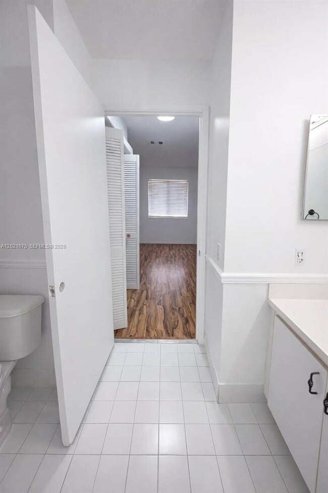 Building Photo - 15761 SW 137th Ave