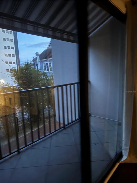 Building Photo - 105 4th Ave NE