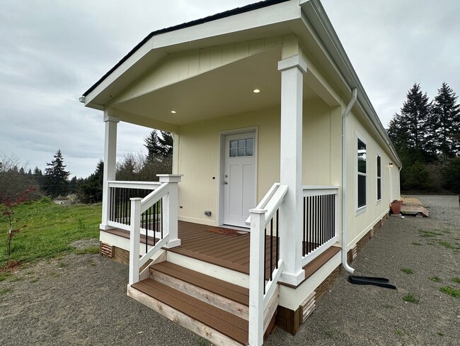 Building Photo - Brand New Single-Wide Home in Peaceful Yelm Setting!