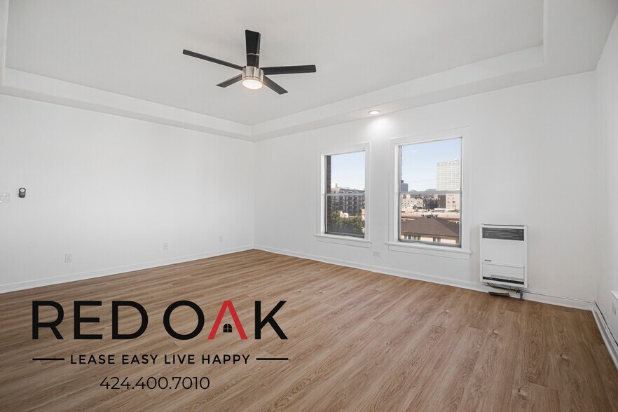 Building Photo - 901 S Ardmore Ave