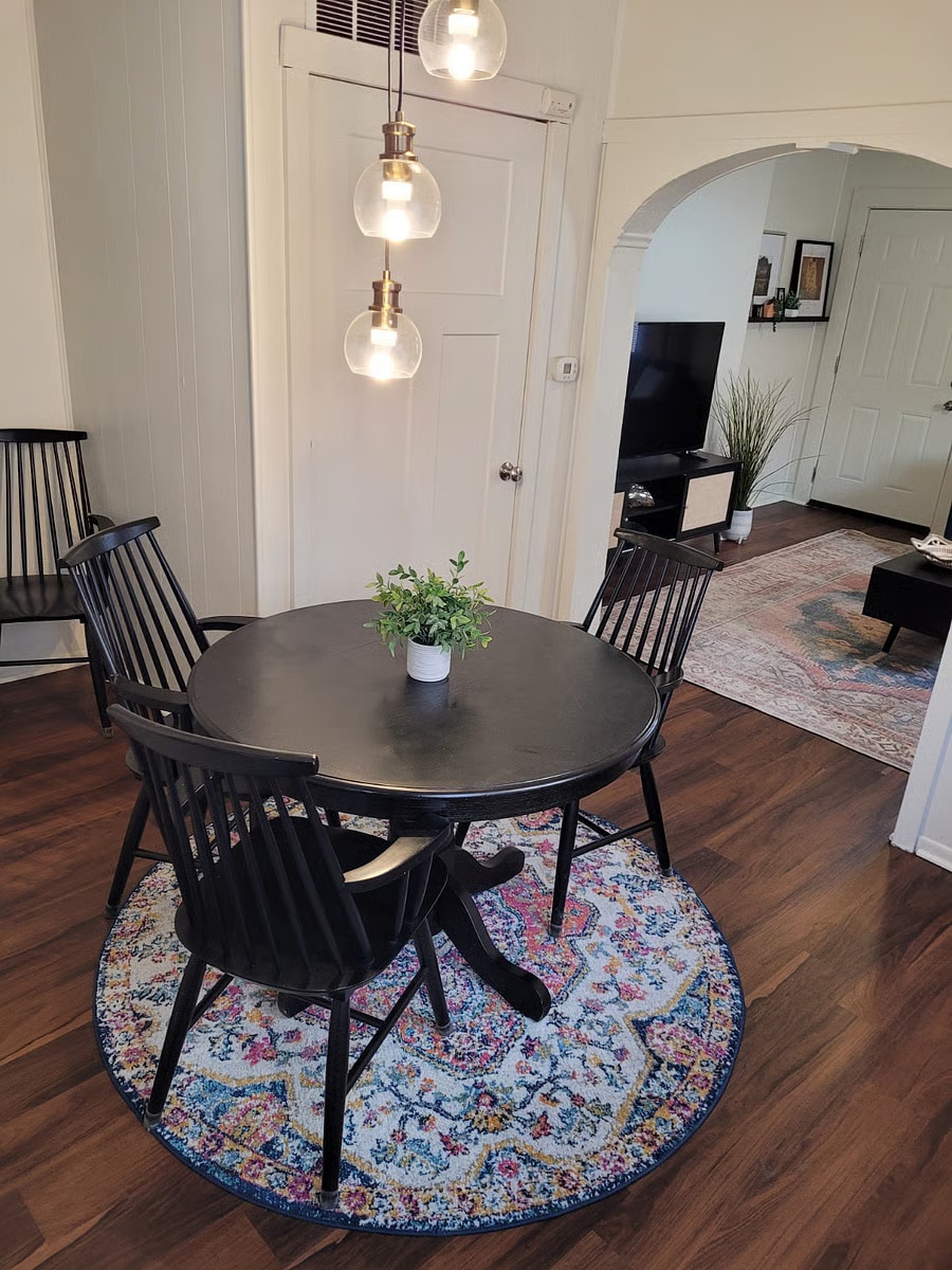 Building Photo - 59 S Lasalle St