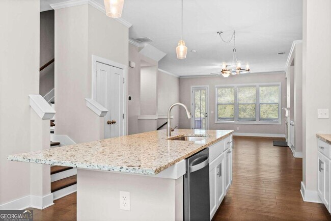 Building Photo - 2180 Colvin Ct NW