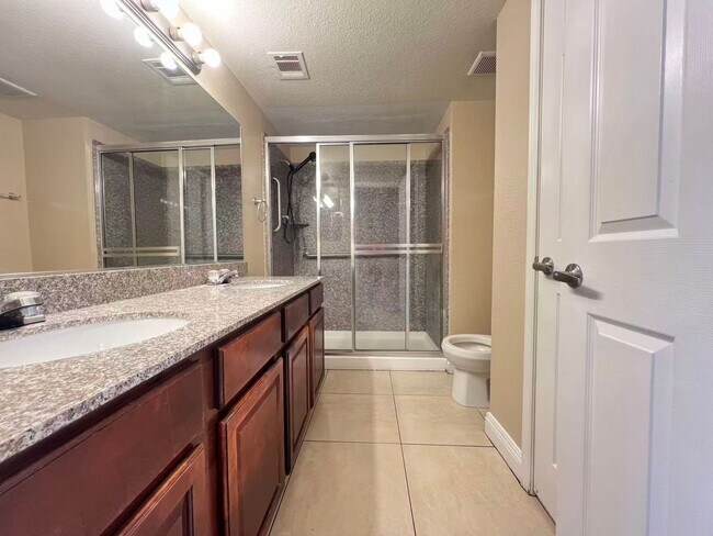 Building Photo - Charming home located in  Henderson