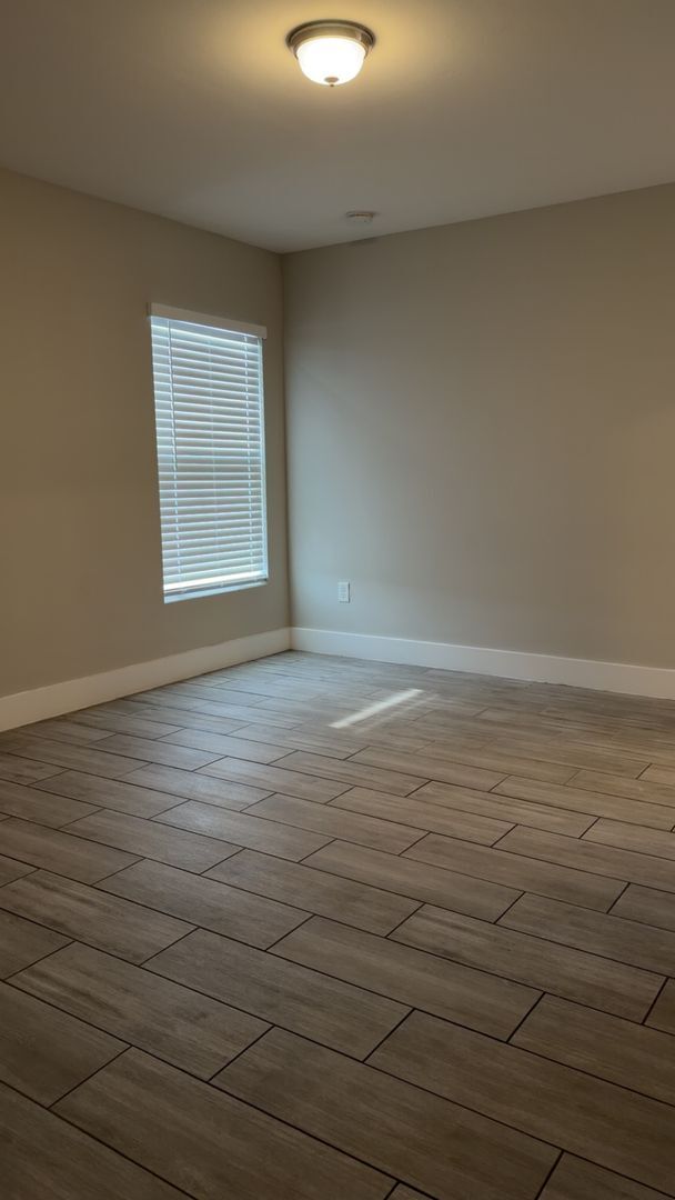 Building Photo - Duplex for rent on freshwater canal