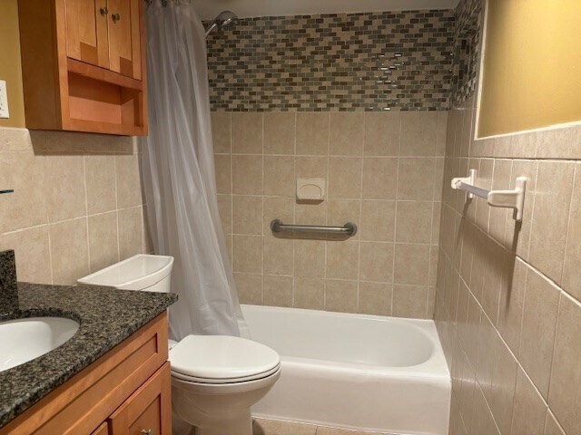 Building Photo - 53 Melrose St