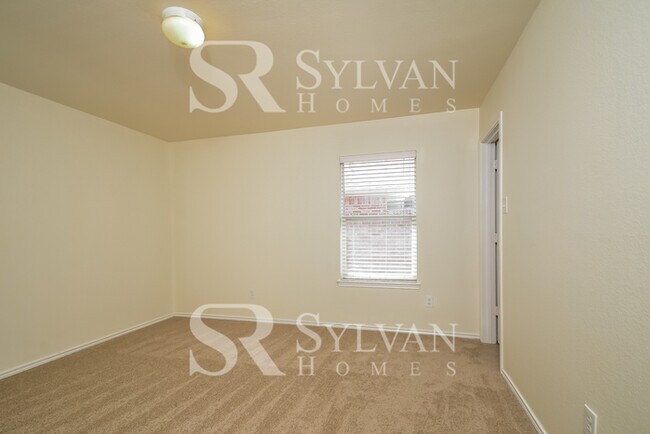 Building Photo - Everything you have been dreaming of is here. Lease today!