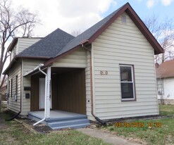 Building Photo - 919 Walnut St