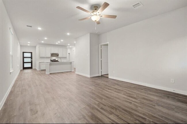 Building Photo - 12927 California Palm Ct