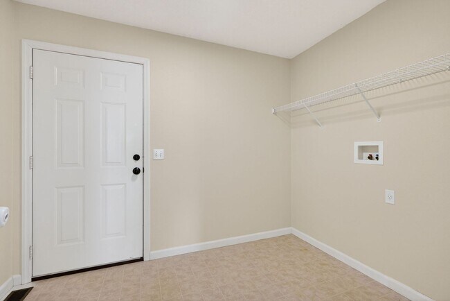 Building Photo - Beautiful 3 Bedroom, 3 Bath Single-Family Home in Wentzville