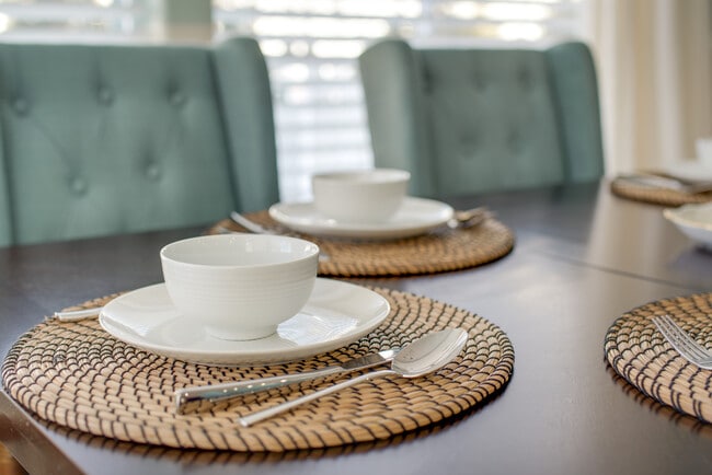 Dining Room Detail - 6512 Ocean Ave S