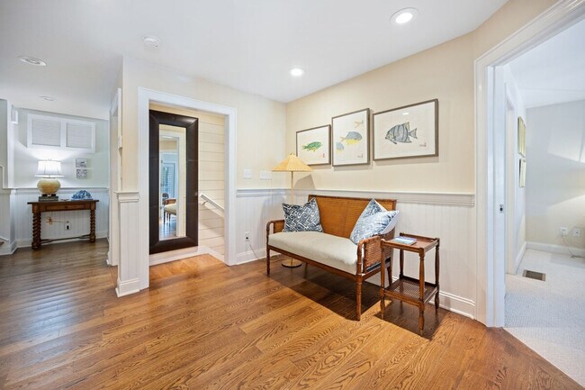 Building Photo - 221 Ocean Park Loop