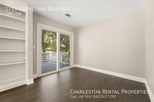 Building Photo - 1719 Greystone Blvd