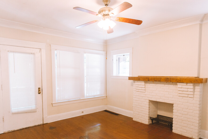 Building Photo - 2298 Bellfield Ave