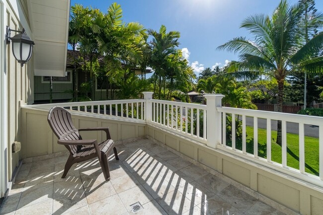 Building Photo - Stunning Fully-Furnished 3 Bedroom, 3.5 Bath Home With Pool and Spa on Quiet Beachside Lane Near ...