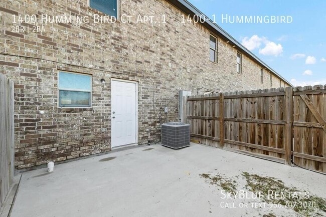 Building Photo - 1400 Humming Bird Ct