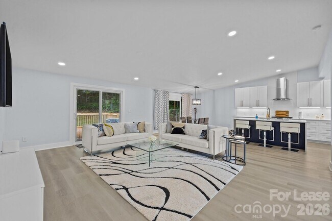 Building Photo - 8609 Cedarbrook Dr