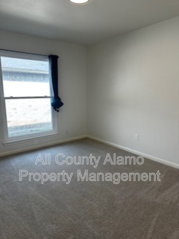 Building Photo - 11318 Hatchet Pass Dr