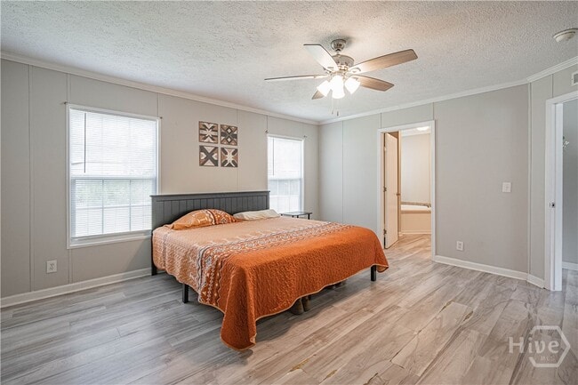 Building Photo - 75 Willow Ln