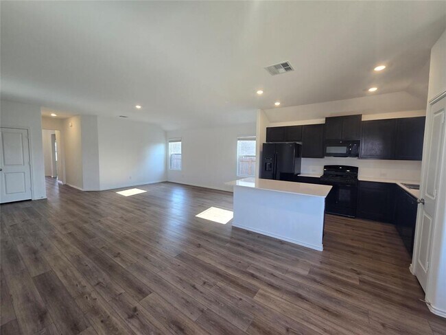 Building Photo - 502 Arnage Dr