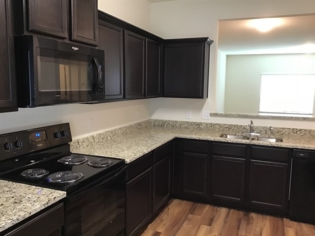 Building Photo - 12318 Commander Dr