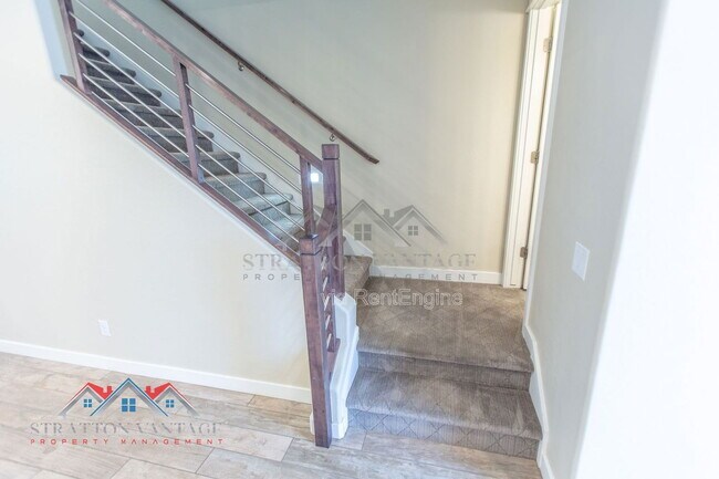 Building Photo - 2095 S Saguaro Dr