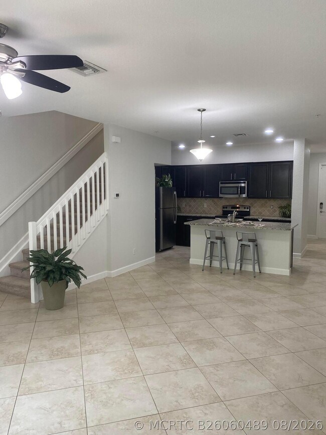 Building Photo - 9550 SW Purple Martin Way