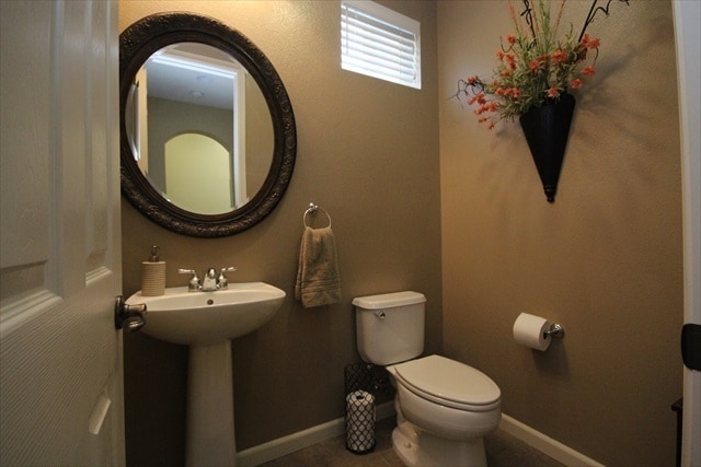 Building Photo - Gorgeous Home In the Desired Chesapeake Ne...