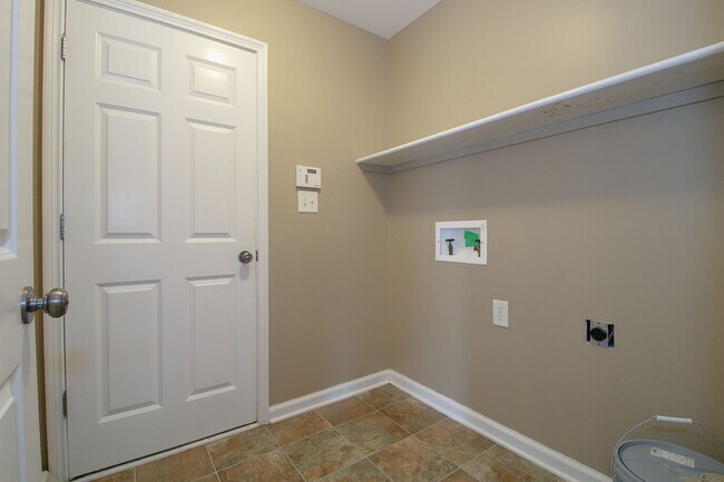 Building Photo - 284 Ballygar Ct