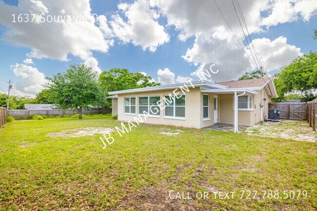 Building Photo - 1637 Souvenir Dr