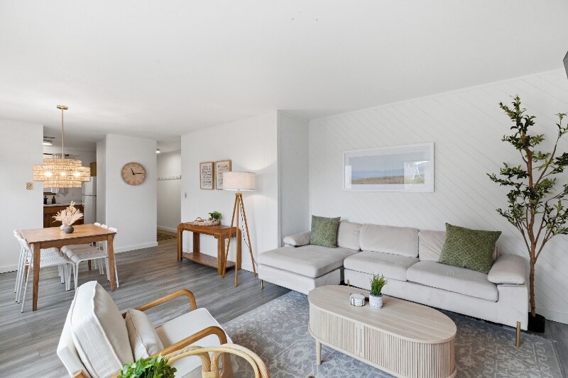 Building Photo - 1008 S Harrison St