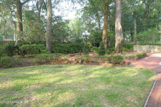 Building Photo - 10996 Raley Creek Dr S