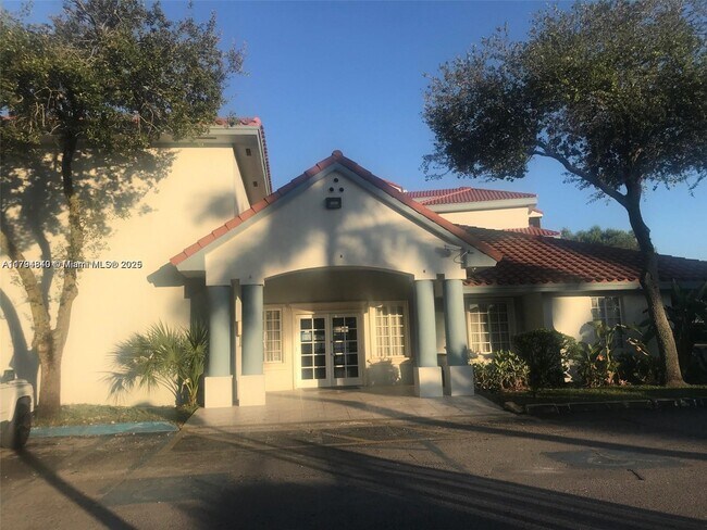 Building Photo - 8205 SW 152nd Ave