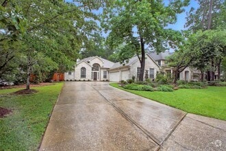 Building Photo - 22 Watermint Pl