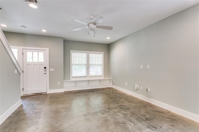 Building Photo - 911 Cedar Hill Ave