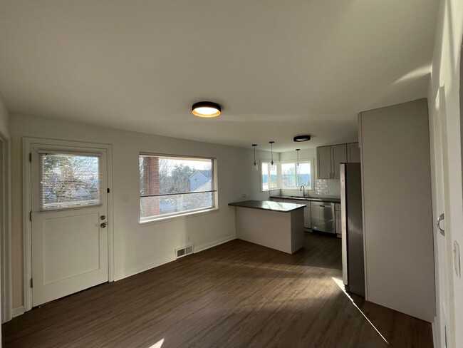 Building Photo - Newly renovated light filled 2 bedroom home with views of Rainer in Bryn Mawr-Skyway!
