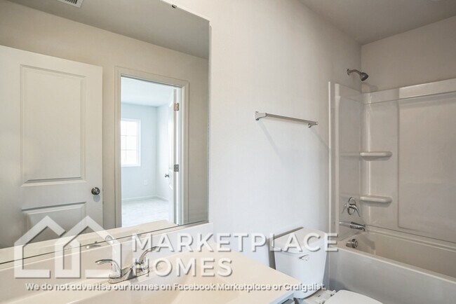 Building Photo - 3504 Marksbury Dr