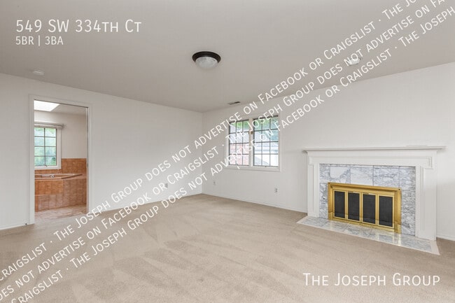 Building Photo - 549 SW 334th Ct