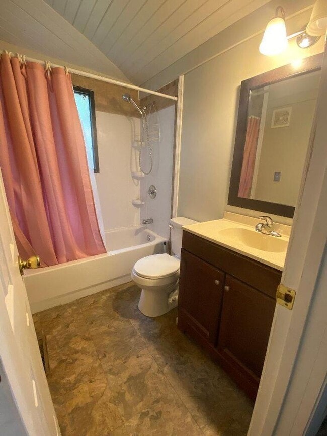 Building Photo - 409 Co Rd 675