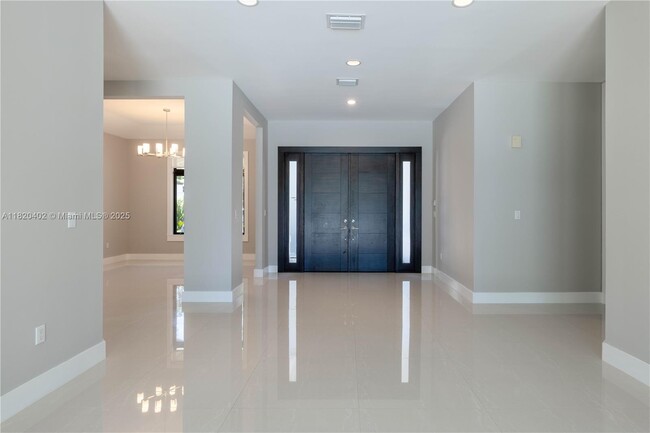 Building Photo - 6090 SW 116th St