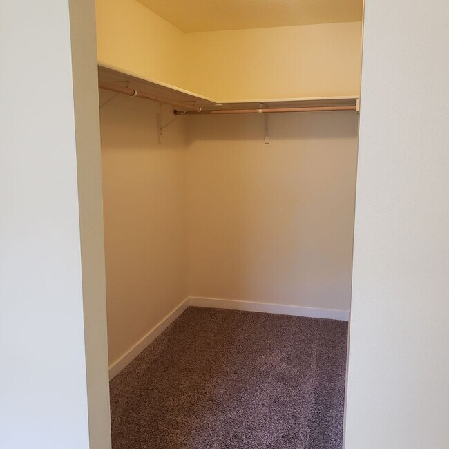 Building Photo - SAW1530O