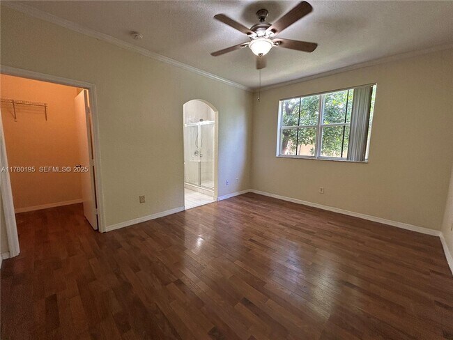 Building Photo - 2279 Anchor Ct