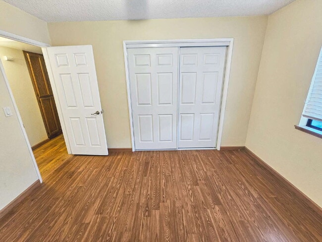 Building Photo - 821 Janelle Ct