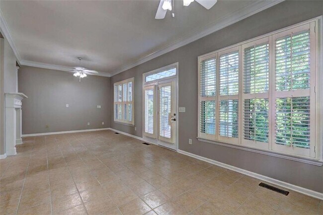 Building Photo - 490 Grand Teton Cir