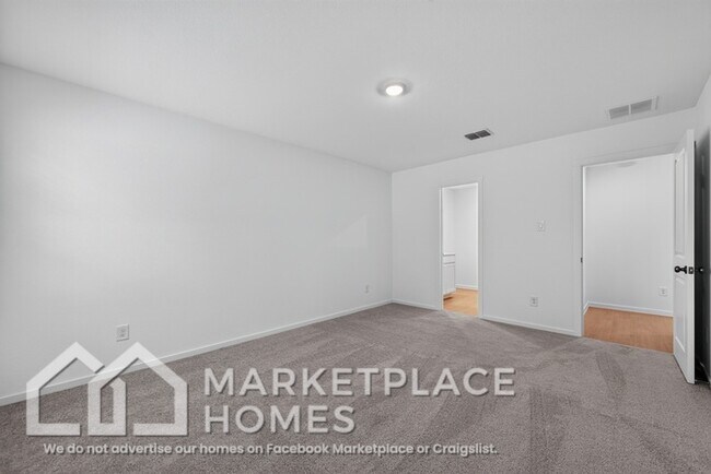 Building Photo - 412 Sambal Dr