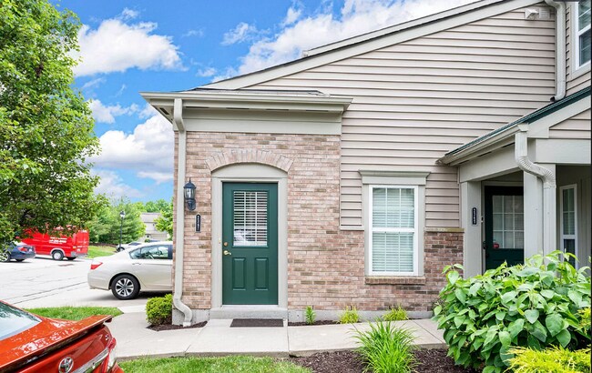 Building Photo - 2367 Twelve Oaks Dr