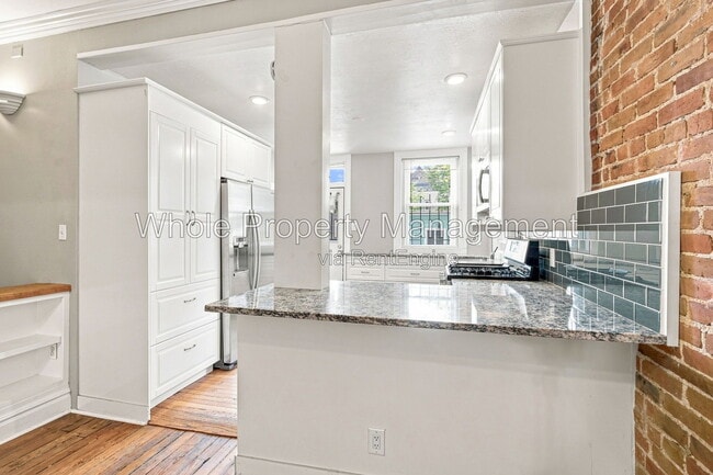 Building Photo - 2044 N Ogden St