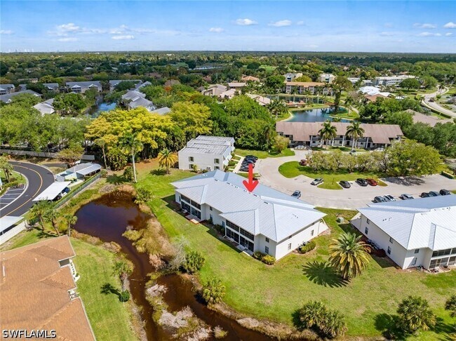 Building Photo - 151 Cypress Way E