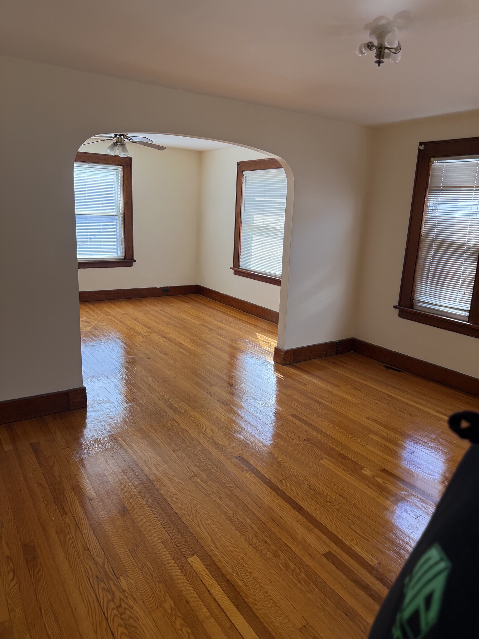 Building Photo - 7 Gardners Ln