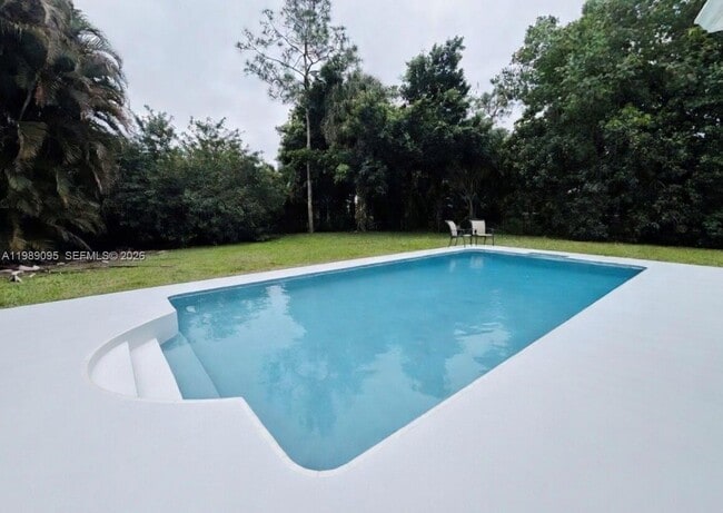 Building Photo - 15216 85th Ave N